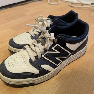 New Balance Men's Dark Blue Sneakers